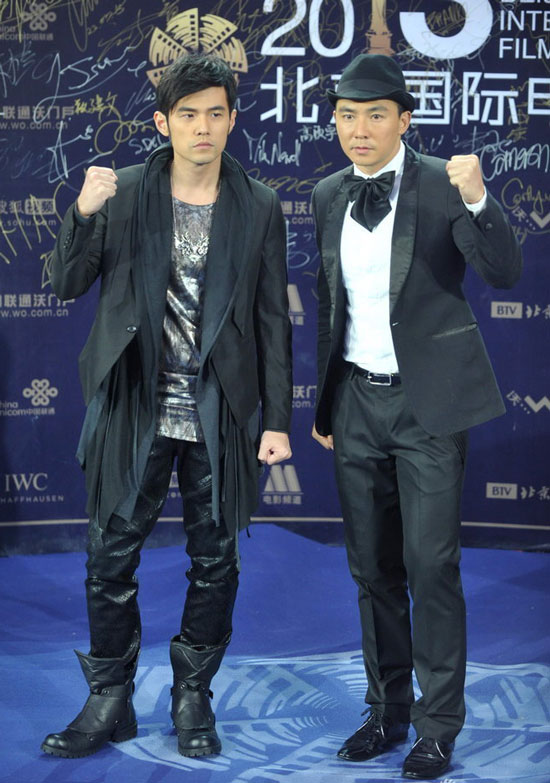 员在防守端 员在防守端