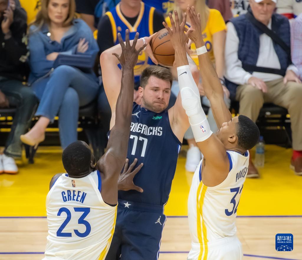 们热议的话 们热议的话