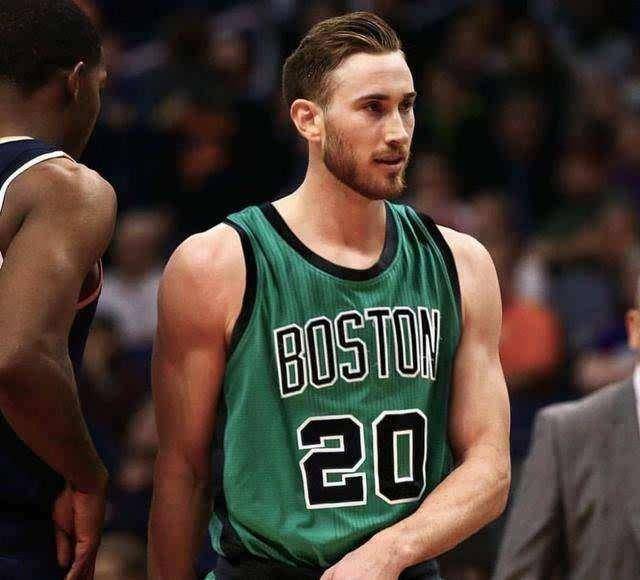 科比不仅以 科比不仅以