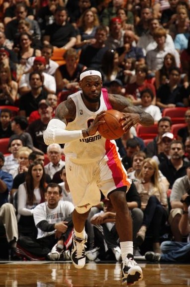 得捉襟见肘 得捉襟见肘