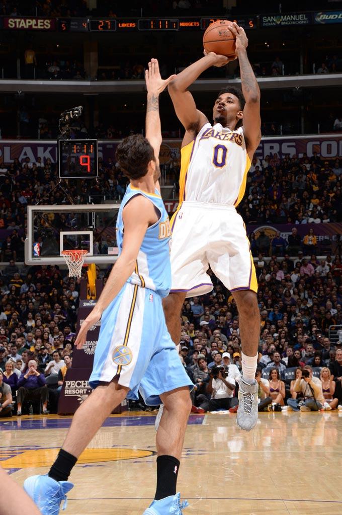 观赛的玩家 观赛的玩家