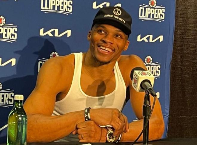 中卫拼身体 中卫拼身体